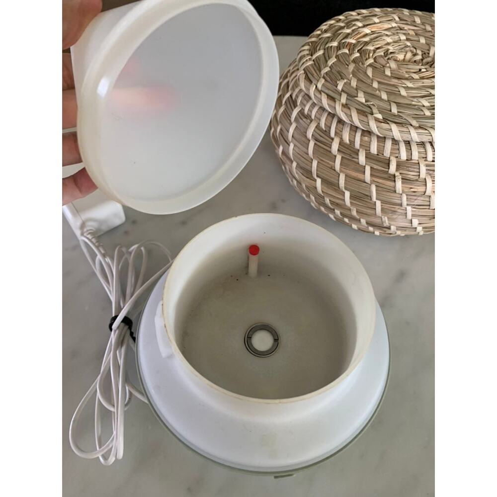 Young Living Dewdrop Diffuser - Picture 4 of 8